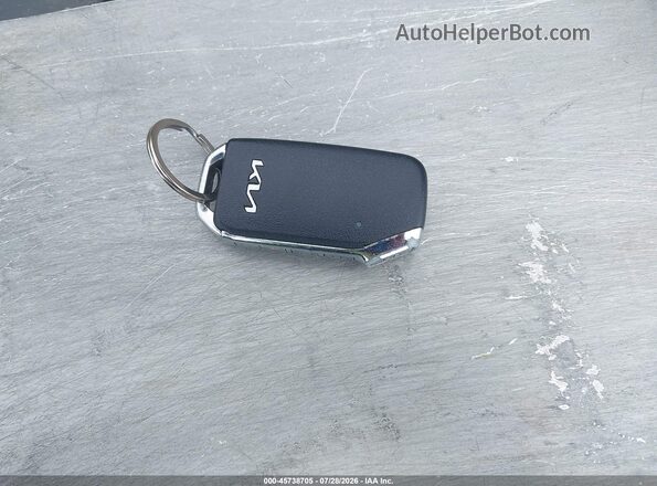 KNDCR3LEXR5143226 2024 KIA NIRO Белый Вид панели приборов