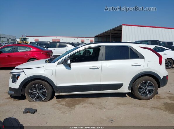 KNDCS3LF6R5125240 2024 KIA NIRO PLUG-IN HYBRID White 