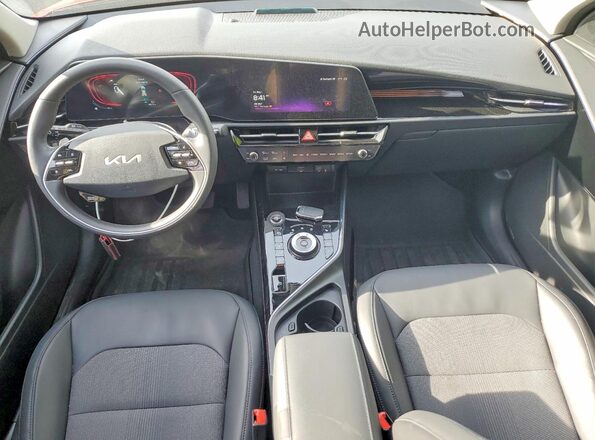 KNDCS3LF6R5171926 2024 KIA NIRO Red Dashboard view