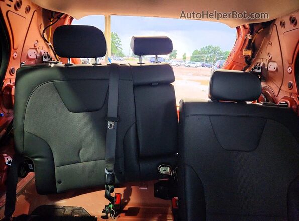KNDCS3LF8P5069251 2023 KIA NIRO Orange უკანა სავარძლების ხედი