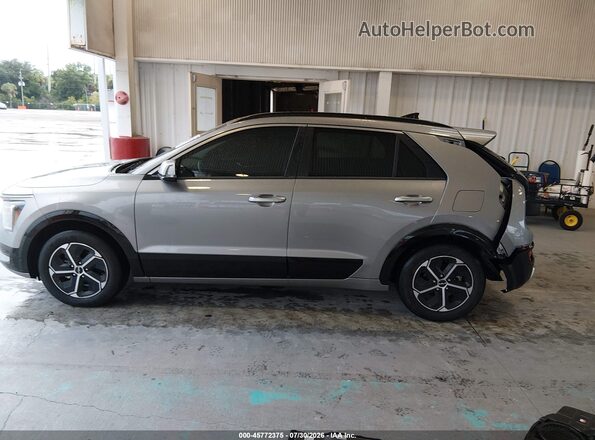 KNDCT3LE3P5035139 2023 KIA NIRO Серый 