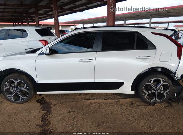 KNDCT3LE7P5060383 2023 KIA NIRO White Rear interior view