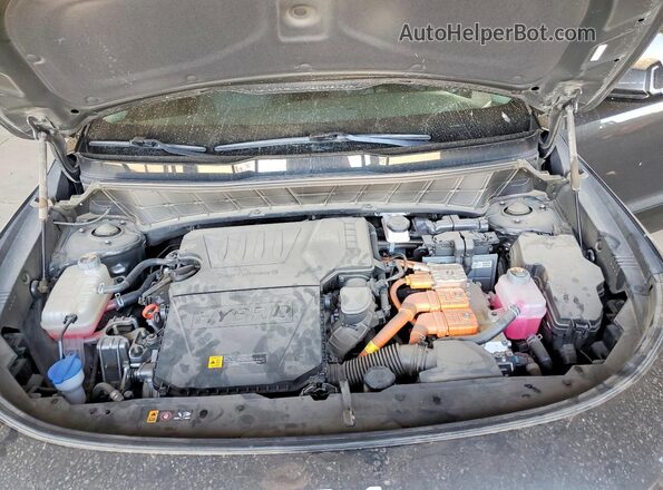 KNDCT3LE9R5131859 2024 KIA NIRO Charcoal Widok wnętrza z tyłu