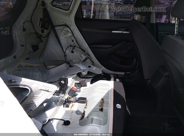 KNDEPCAA0M7140086 2021 KIA SELTOS White Vista de la etiqueta del VIN