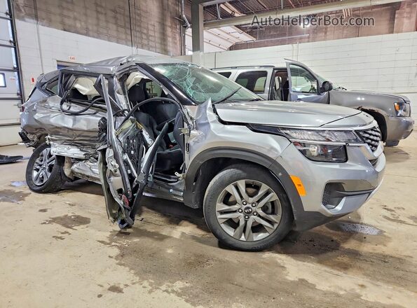 KNDEPCAA0M7221007 2021 KIA SELTOS Silver Передня права чверть