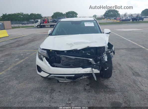 KNDEPCAA0P7451621 2023 KIA SELTOS White Вид спереду