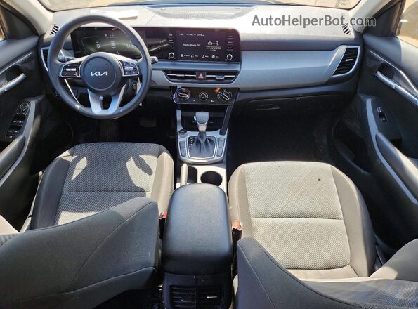 KNDEPCAA0R7649568 2024 KIA SELTOS Black Widok deski rozdzielczej