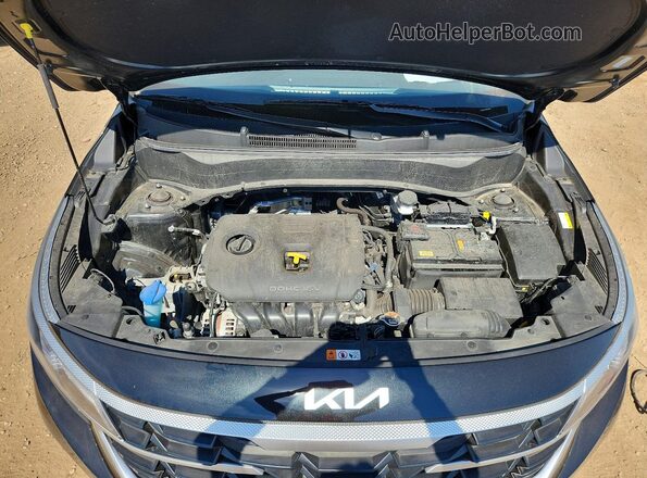 KNDEPCAA0R7649568 2024 KIA SELTOS Black Widok wnętrza z tyłu