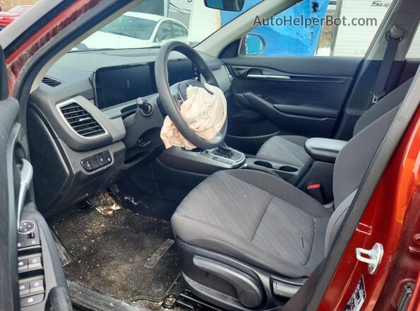 KNDEPCAA2R7566014 2024 KIA SELTOS Red წინა სალონის ხედი