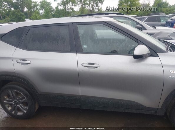 KNDEPCAA4M7160258 2021 KIA SELTOS Gray Vista interior de 360 grados