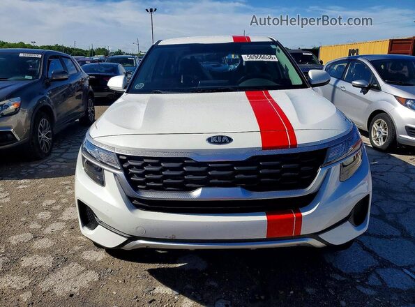 KNDEPCAA4M7213184 2021 KIA SELTOS White Vista frontal