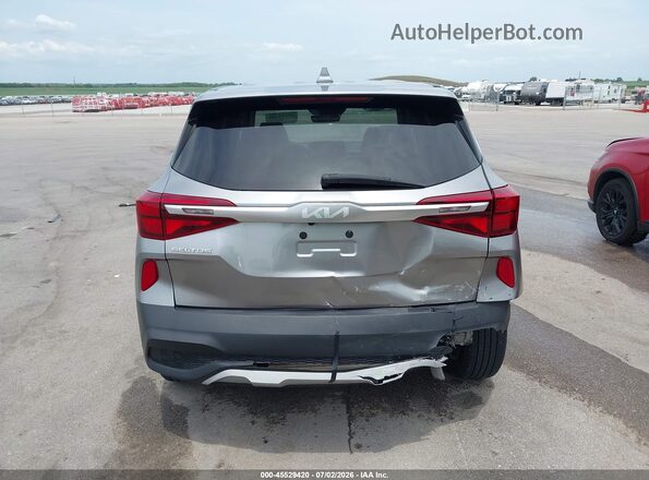 KNDEPCAA4P7405600 2023 KIA SELTOS Gray 