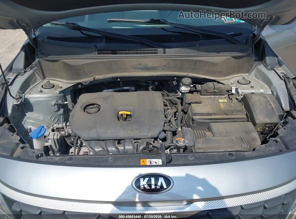 KNDEPCAA5M7046687 2021 KIA SELTOS Gray Rear view