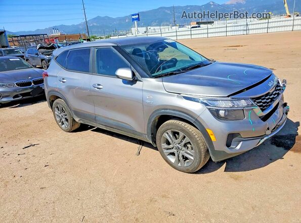 KNDEPCAA5P7361719 2023 KIA SELTOS Gray Передня права чверть