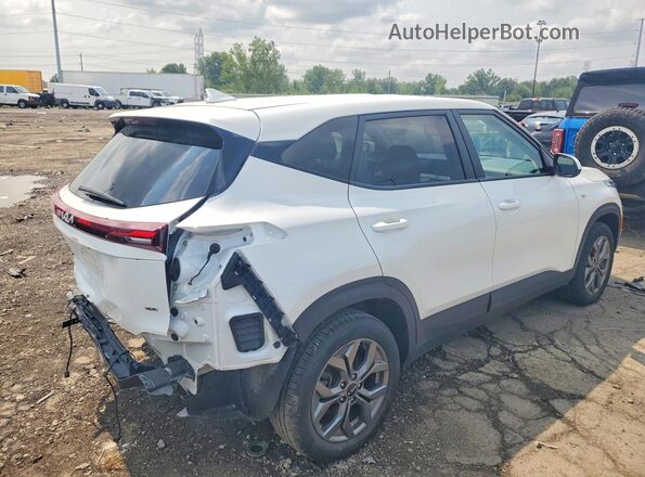 KNDEPCAA5R7592736 2024 KIA SELTOS Белый Задняя правая четверть