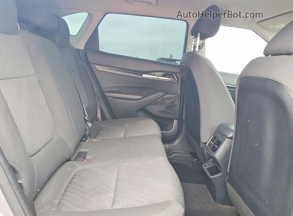 KNDEPCAA6R7503420 2024 KIA SELTOS Gray Вид задньої частини салону