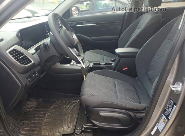 KNDEPCAA6R7514644 2024 KIA SELTOS Gray Вид салону спереду