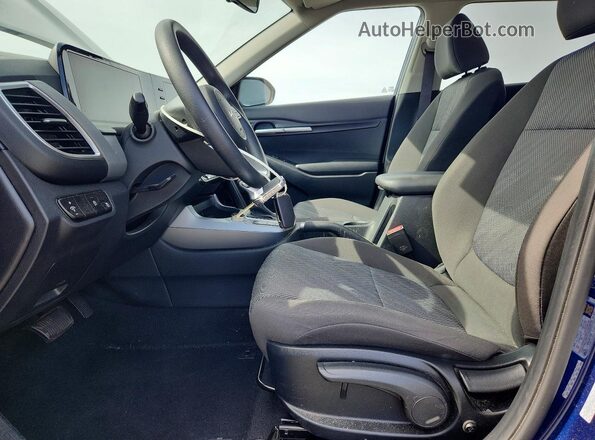 KNDEPCAA6T7868932 2026 KIA SELTOS Blue Widok wnętrza z przodu
