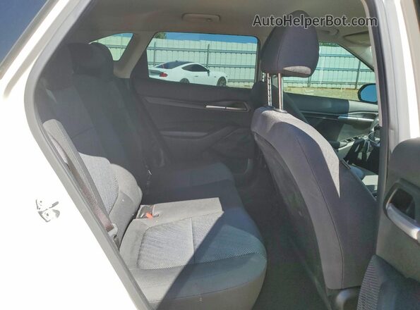 KNDEPCAA8N7329196 2022 KIA SELTOS White Rear interior view