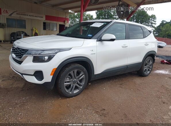 KNDEPCAA9N7337713 2022 KIA SELTOS White Front left