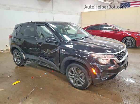 KNDEPCAAXM7176545 2021 KIA SELTOS Черный Передняя правая четверть