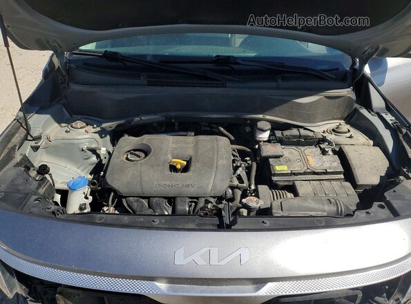 KNDEPCAAXN7335291 2022 KIA SELTOS Gray Вид задньої частини салону