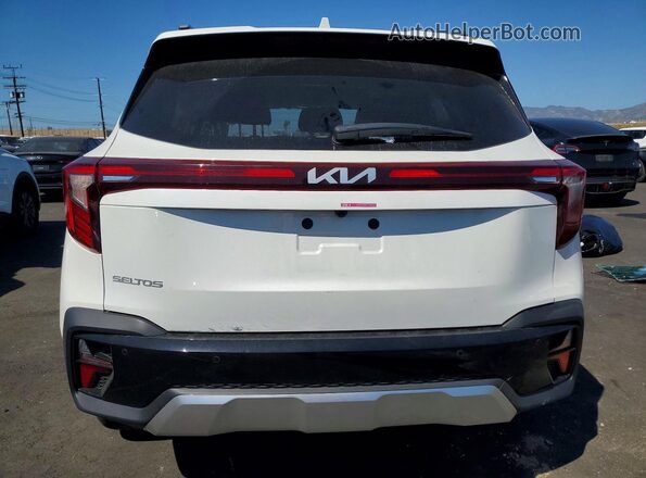KNDER2AA0S7817591 2025 KIA SELTOS White უკანა ხედი