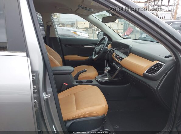 KNDER2AA3R7536024 2024 KIA SELTOS Серый Вид салона спереди