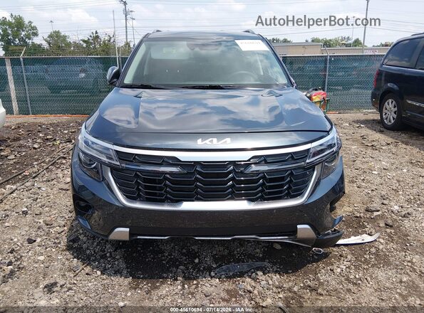 KNDER2AAXT7844136 2026 KIA SELTOS Gray Вид задньої частини салону