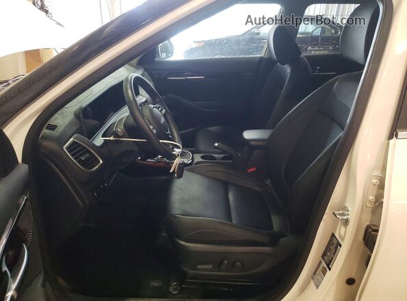 KNDERCAA0R7614149 2024 KIA SELTOS White წინა სალონის ხედი