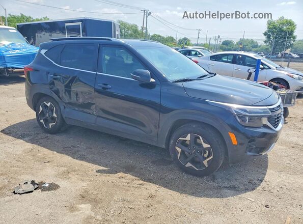 KNDERCAA0S7803745 2025 KIA SELTOS Черный Передняя правая четверть
