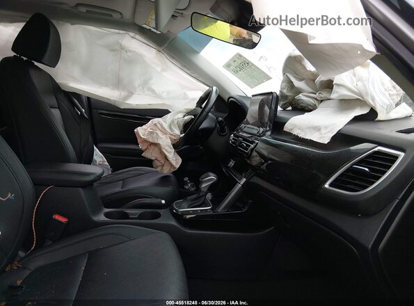 KNDERCAA1N7306594 2022 KIA SELTOS Gray Front interior view