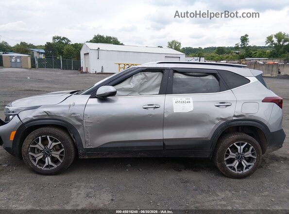KNDERCAA1N7306594 2022 KIA SELTOS Gray 360 interior view