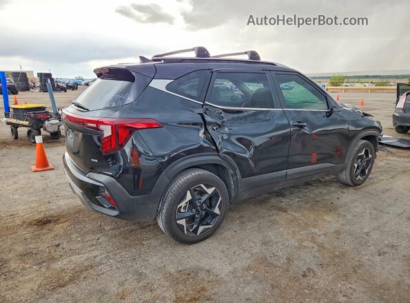 KNDERCAA2R7542466 2024 KIA SELTOS Black Trasero derecho