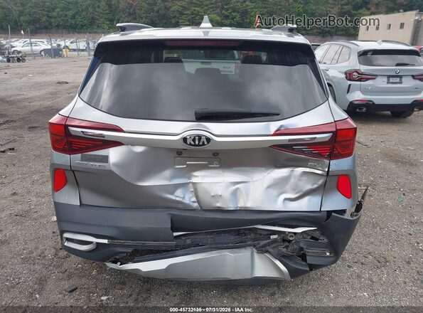 KNDERCAA3M7092996 2021 KIA SELTOS White 