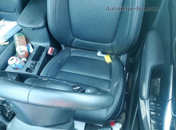 KNDERCAA3R7650806 2024 KIA SELTOS Red Առջևի վահանակի տեսք