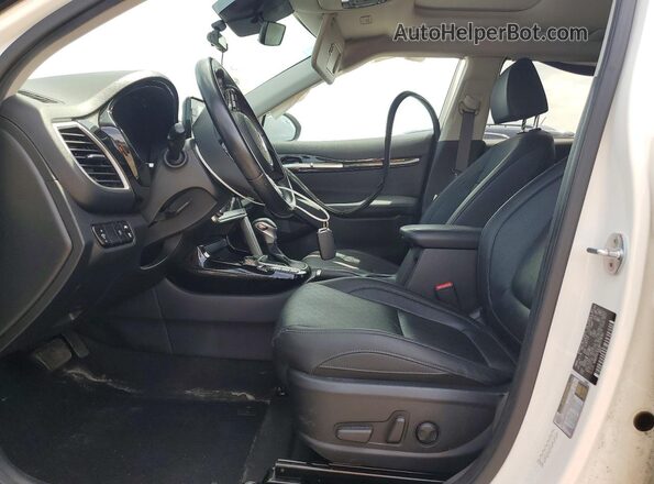 KNDERCAA5M7078761 2021 KIA SELTOS White Vista interior delantera