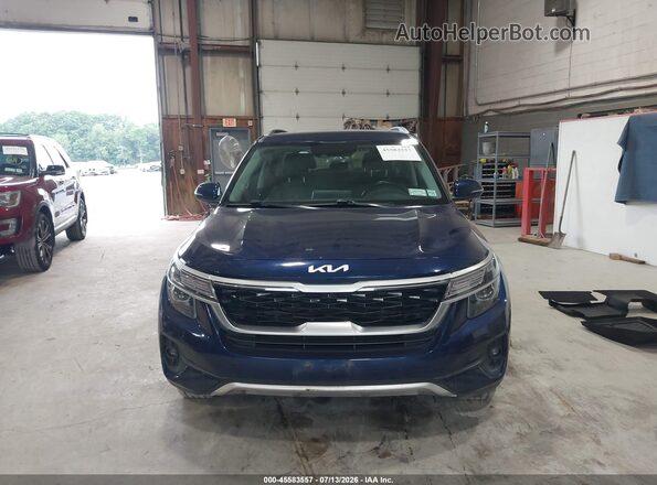 KNDERCAA5N7308560 2022 KIA SELTOS Blue Rear interior view