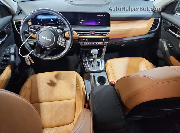 KNDERCAA5R7600618 2024 KIA SELTOS Black Widok deski rozdzielczej
