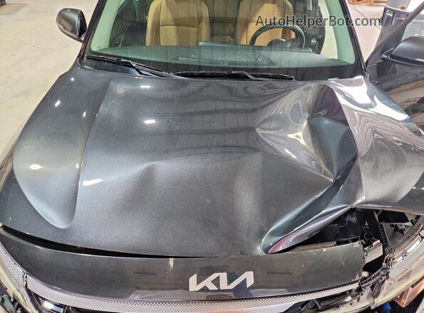 KNDERCAA5R7600618 2024 KIA SELTOS Black Widok komory silnika
