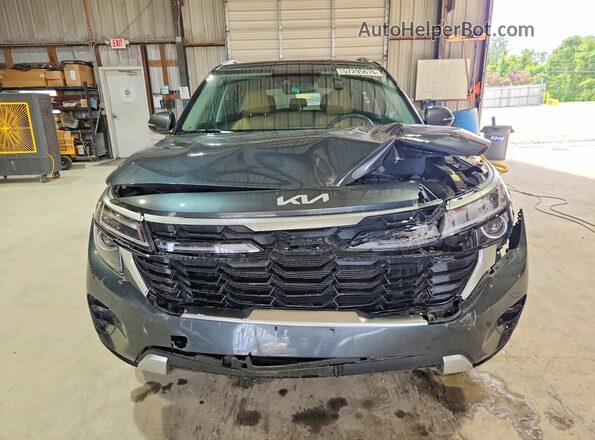 KNDERCAA5R7600618 2024 KIA SELTOS Black Widok z przodu