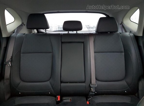 KNDERCAA7M7220611 2021 KIA SELTOS Silver Rear seats view