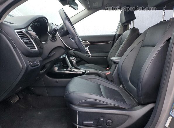 KNDERCAA7M7220611 2021 KIA SELTOS Silver Front interior view