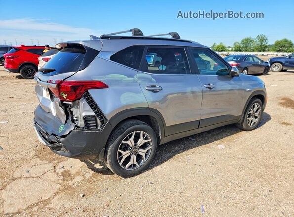 KNDERCAA9M7170293 2021 KIA SELTOS Silver Հետևի աջ