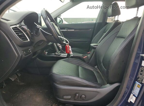KNDERCAA9N7240103 2022 KIA SELTOS Синий Вид салона спереди