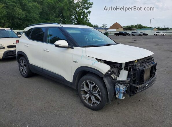 KNDERCAAXM7122589 2021 KIA SELTOS White Առջևի աջ
