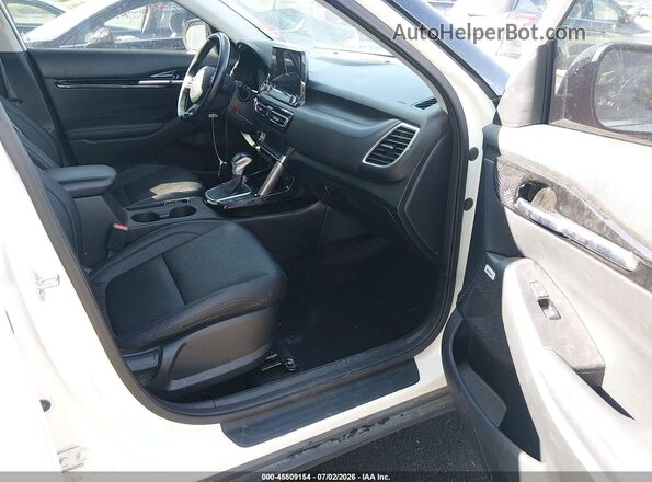 KNDETCA22P7388378 2023 KIA SELTOS White წინა სალონის ხედი