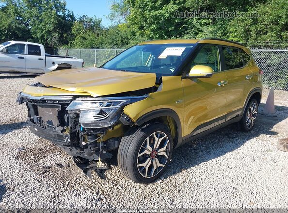KNDETCA2XP7380156 2023 KIA SELTOS Gold Przód lewy