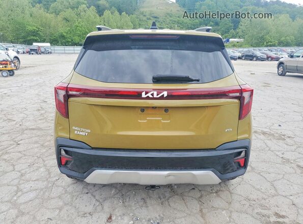 KNDETCA78R7479072 2024 KIA SELTOS Green Հետևի տեսք