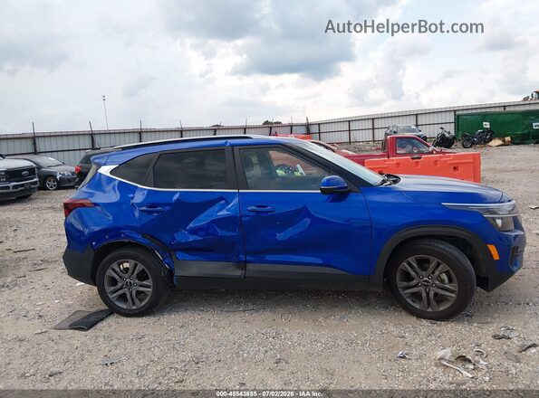 KNDEU2AA0N7342835 2022 KIA SELTOS Blue Widok wnętrza z tyłu